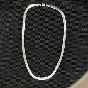 Elegant “Liquid” Silver Necklace